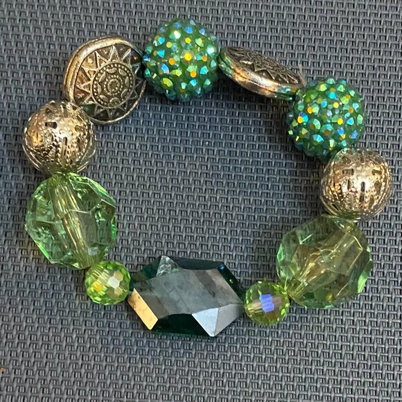 NEW Large bead green bracelets - Picture 4 of 9